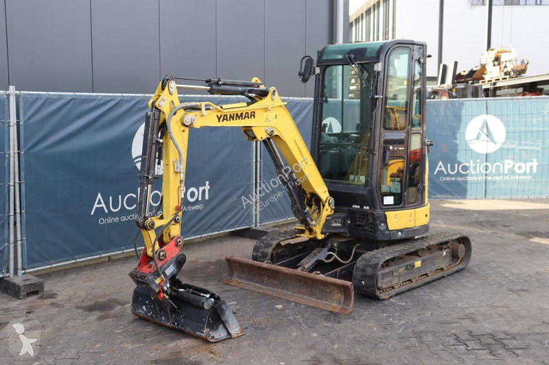 Escavatore Yanmar VIO23-6