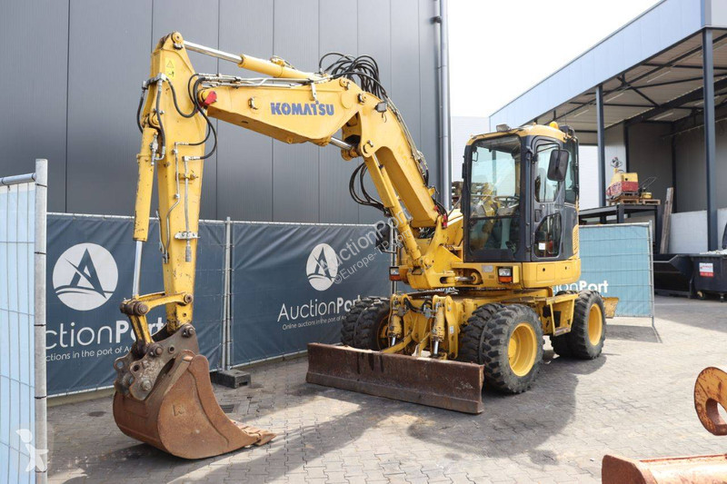 Escavatore Komatsu MR-8