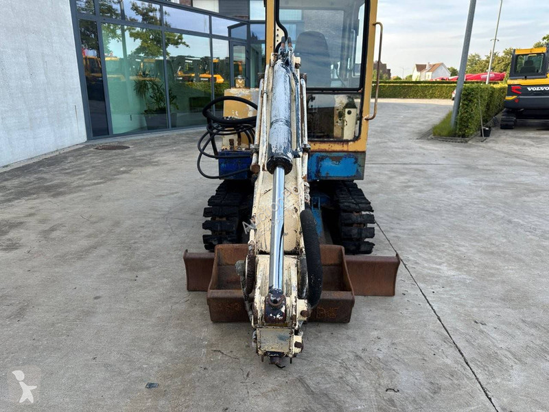 Excavator Nissan