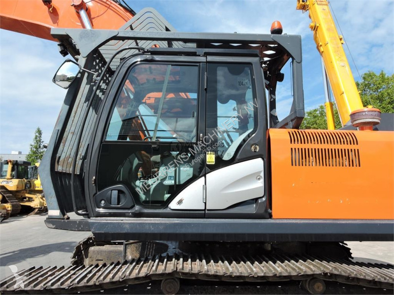 Excavadora Hitachi LC