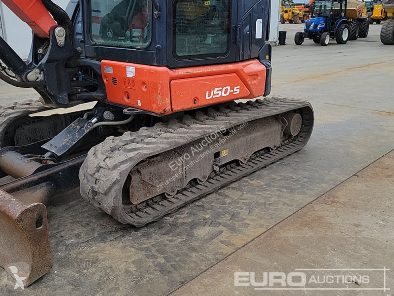 Lopatový nakládač Kubota U50-5