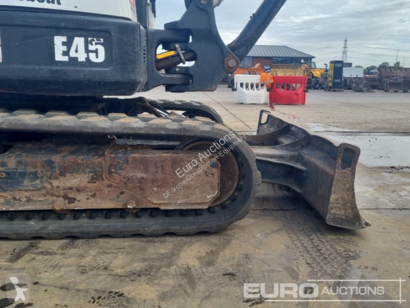 Escavadora Bobcat