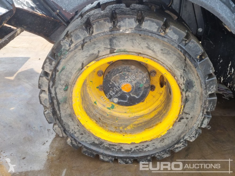 جرافة JCB HD110WT