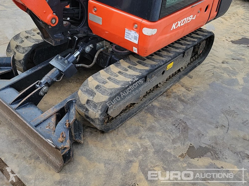 جرافة Kubota KX019-4