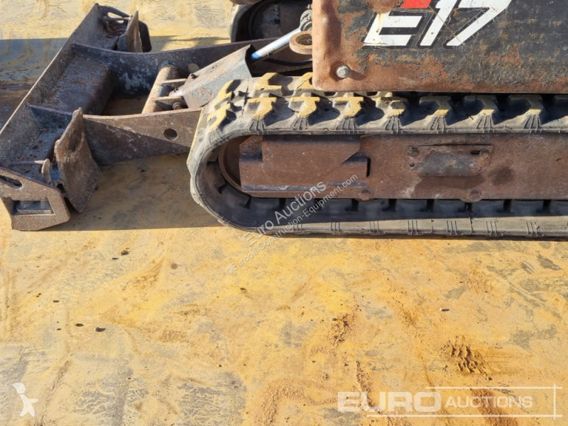 Skovl Bobcat E17
