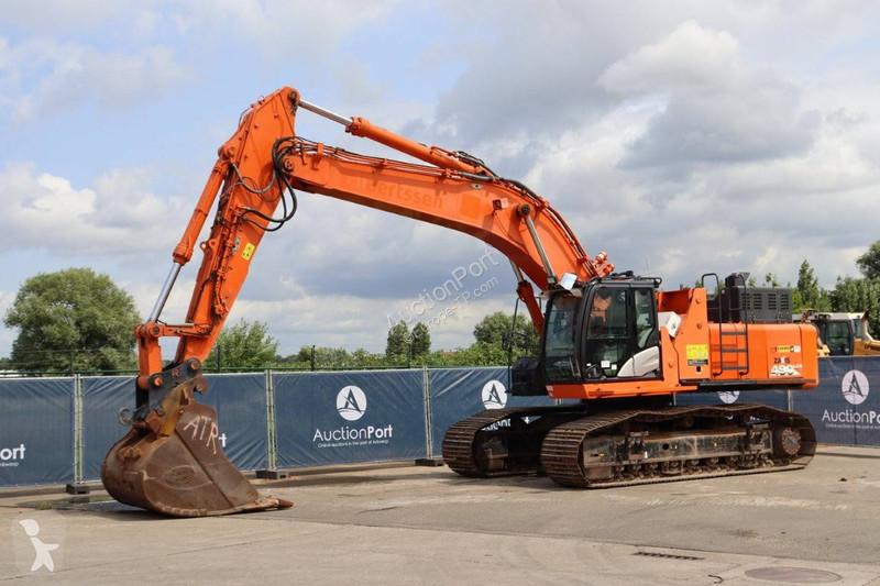 جرافة Hitachi ZX490LCH-6