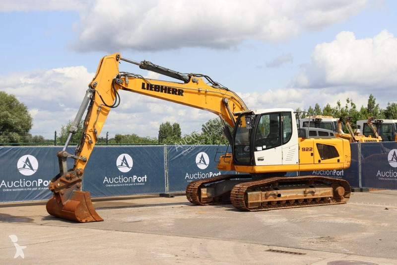 Escavatore Liebherr R922