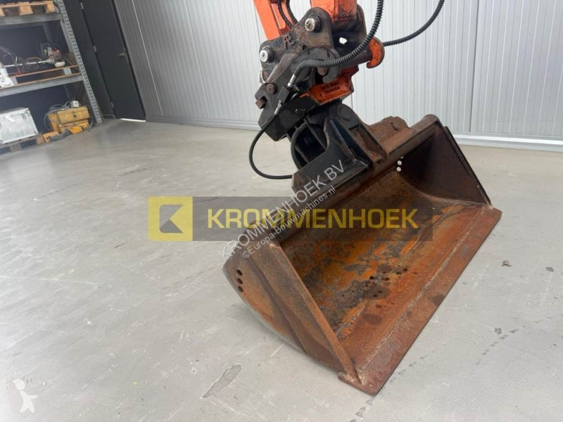 Escavadora Doosan DX 85R-3