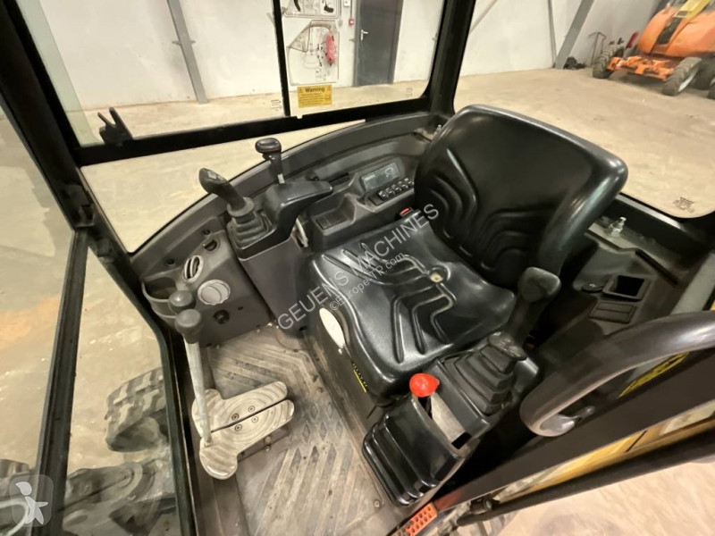 Escavadora Volvo EC 18 E