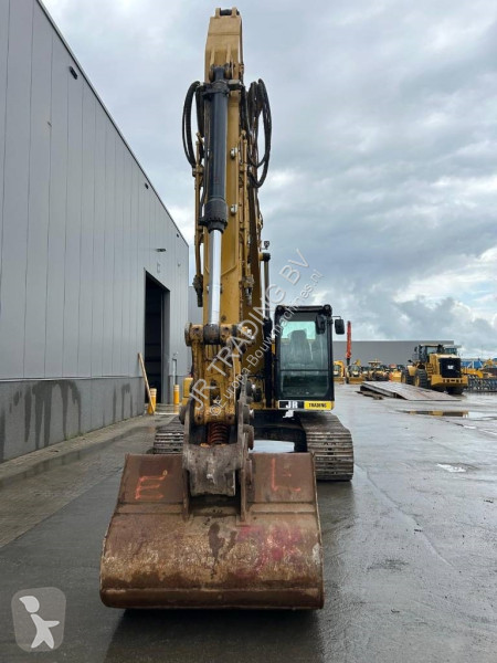 Excavator Caterpillar 320
