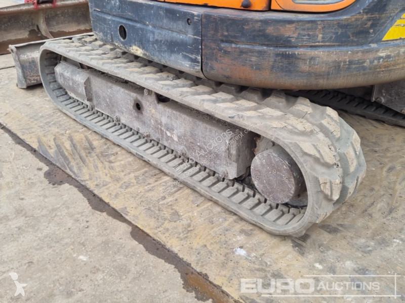 Lopatový nakládač Doosan DX63-3