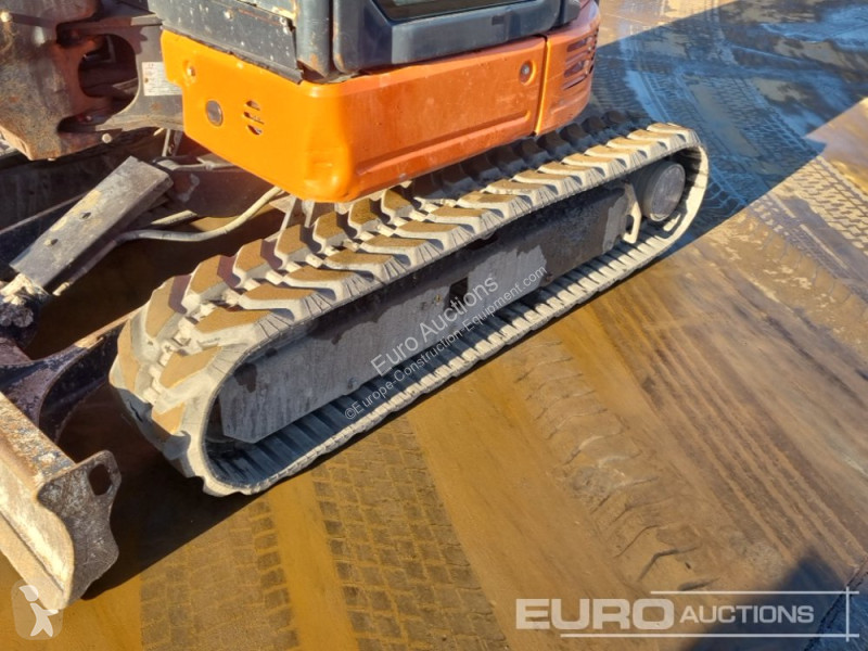 Lopatový nakládač Hitachi ZX26U-5A CLR