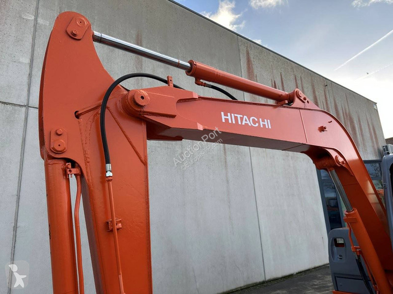 Skovel Hitachi