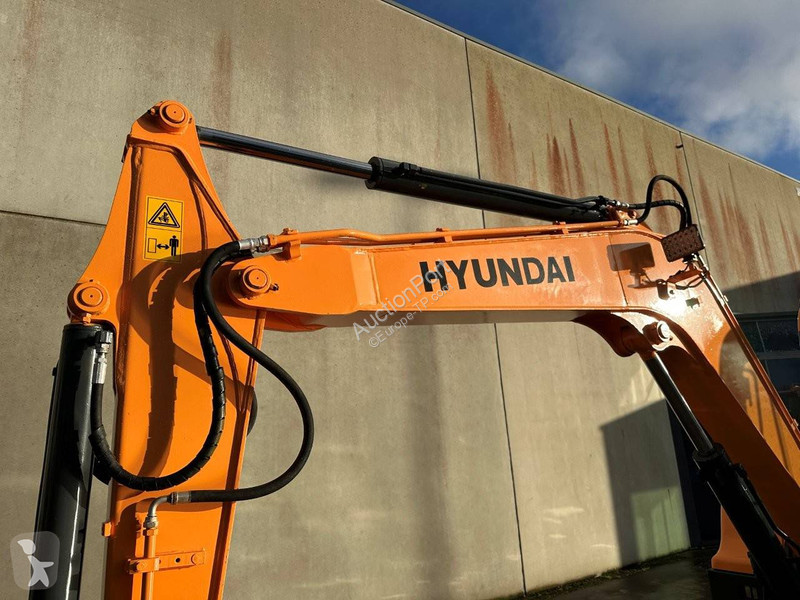 Skovel Hyundai R60VS