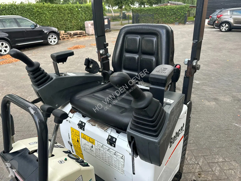 Skovel Bobcat