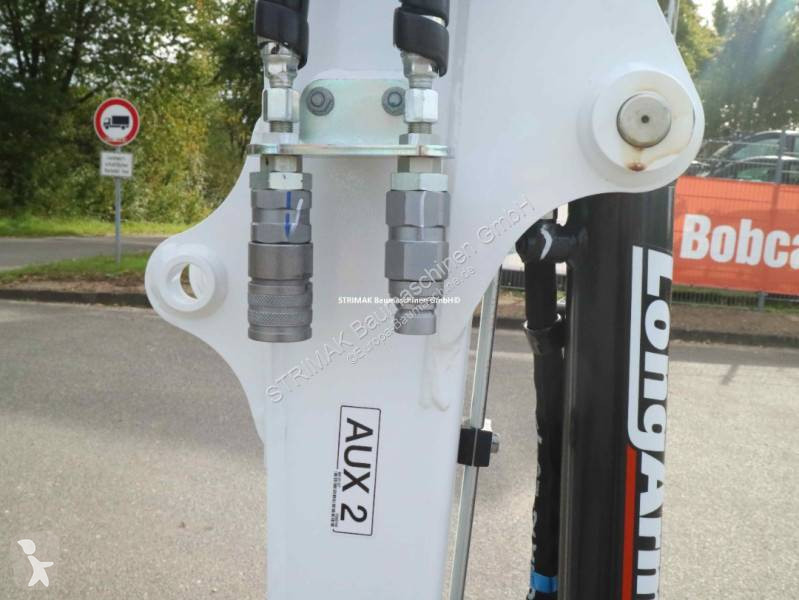 Lopatový nakládač Bobcat E 19 R2