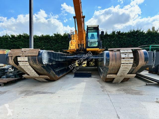 Lopatový nakládač JCB BIGFLOAT 220LC