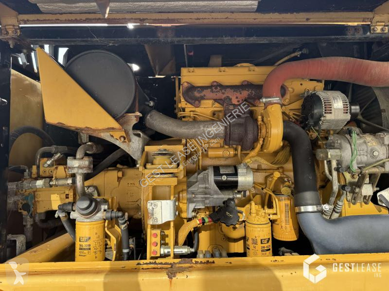 Escavatore Caterpillar D
