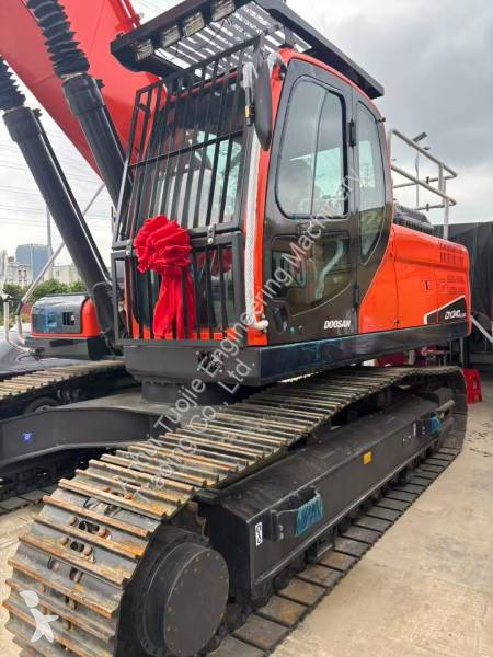 جرافة Doosan