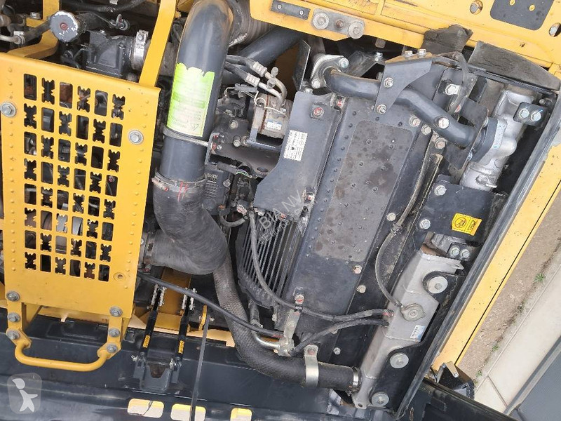 جرافة Komatsu HB365LC-3 Hybrid