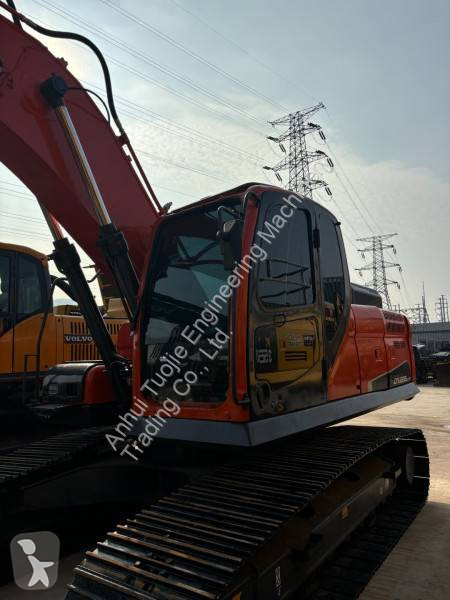 جرافة Doosan