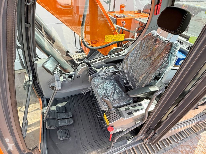 Rýpadlo Doosan Develon DX205 Perkins engine NEW...