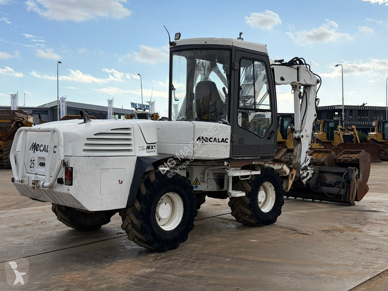 جرافة Mecalac incl. 5 x bucket