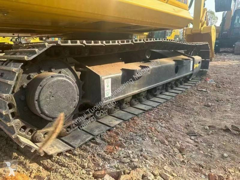 جرافة Komatsu