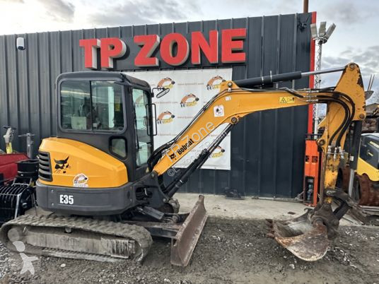 Lopatový nakládač Bobcat e35 à 23 500 € ht