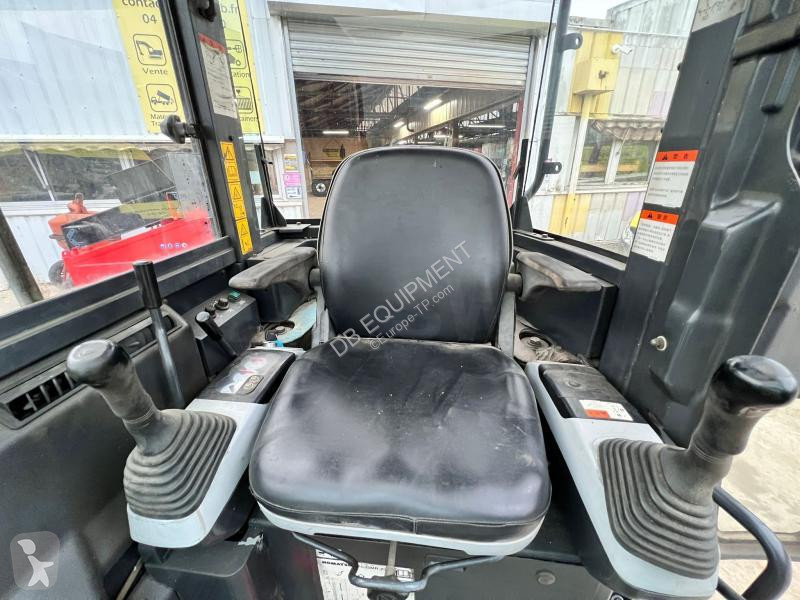 Lopatový nakládač Komatsu MR-3 Mini-pelle 3,5T