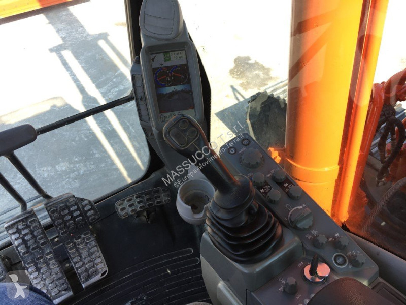 Экскаватор Hitachi 5B