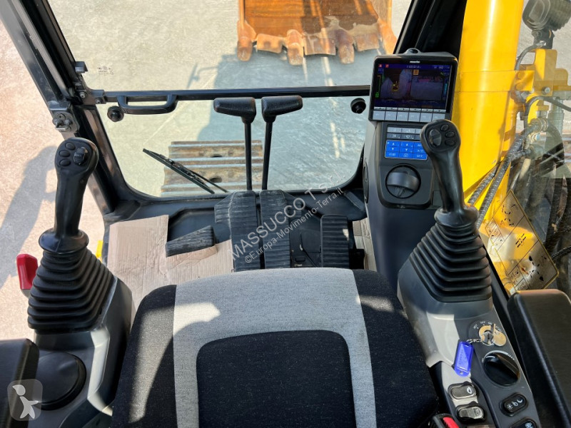 Rýpadlo Komatsu PC490LC -11
