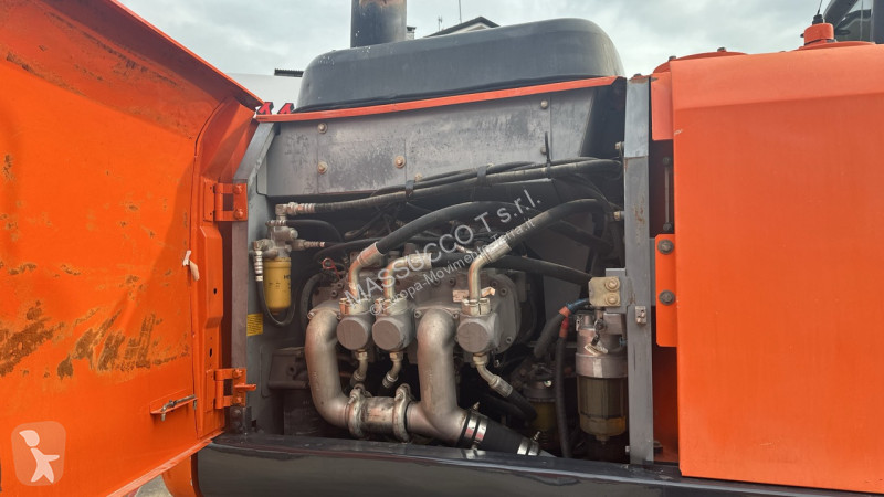 Rýpadlo Hitachi 5B