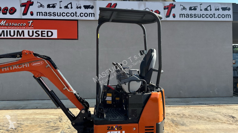 Escavatore Hitachi ZX17U-5A-YR