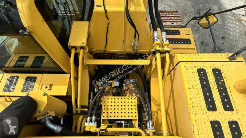 Rýpadlo Komatsu PC700 LC8E0