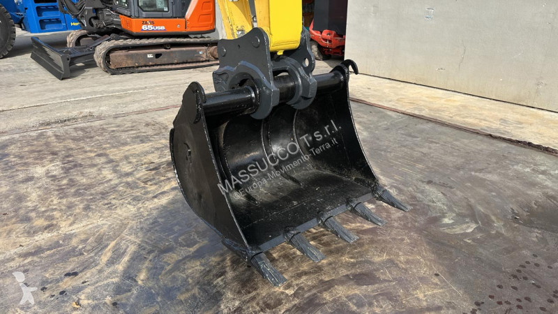 Rýpadlo Yanmar VIO82