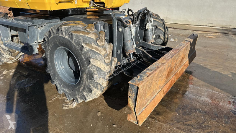 Rýpadlo Komatsu PW118MR-11