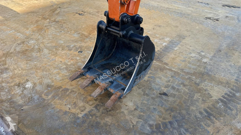 Rýpadlo Hitachi CLR