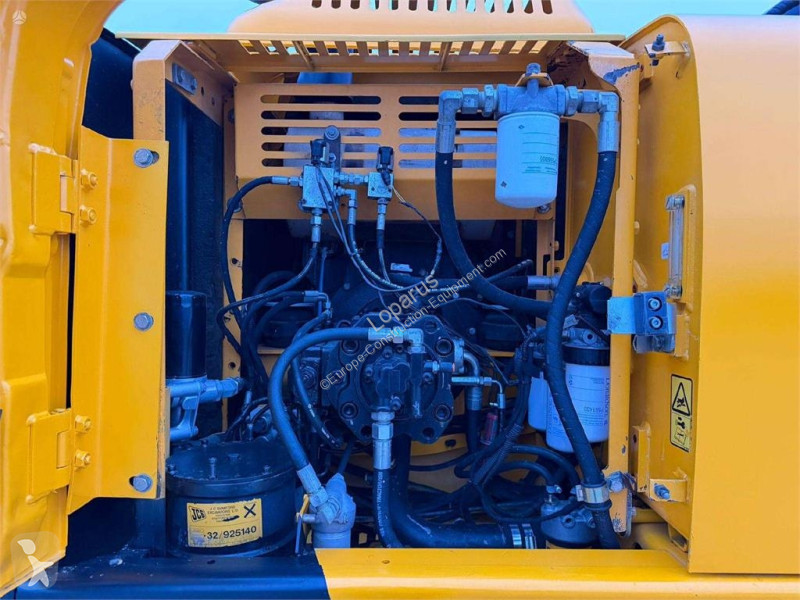 Rýpadlo JCB JC 220 LCT4