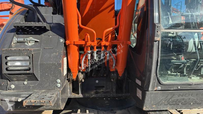 Skovl Hitachi