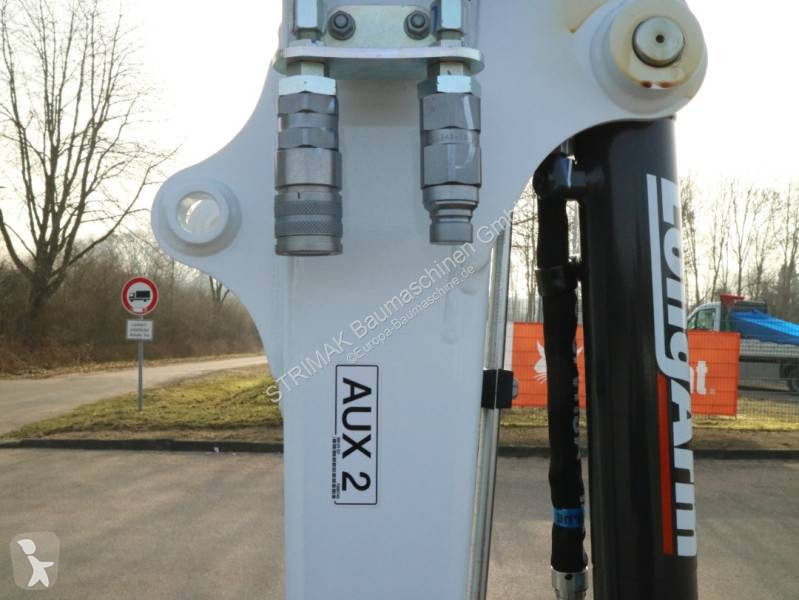 Rýpadlo Bobcat E19 R2