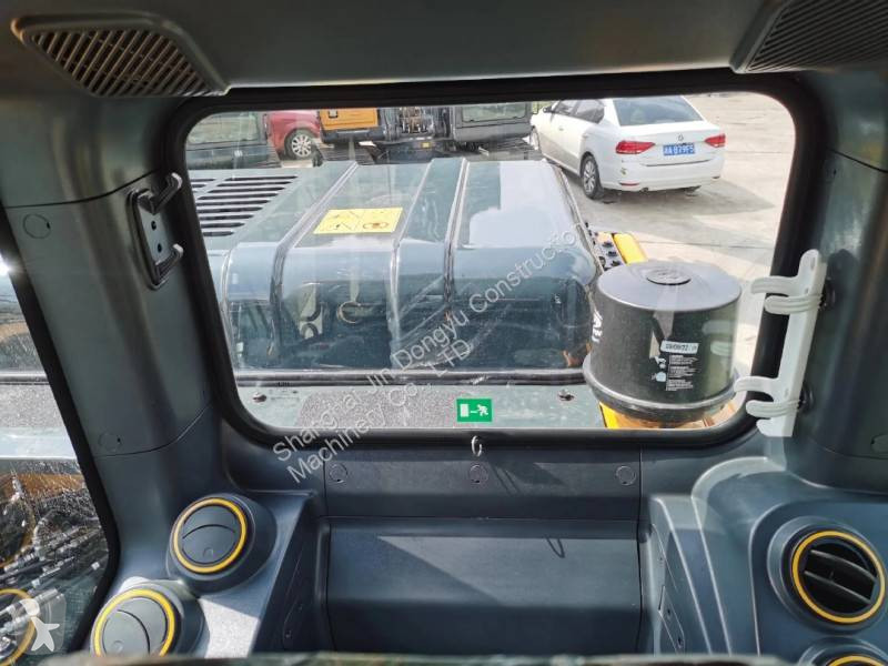 جرافة Hyundai HX130