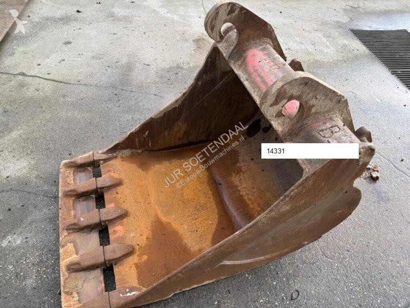 جرافة Komatsu 10