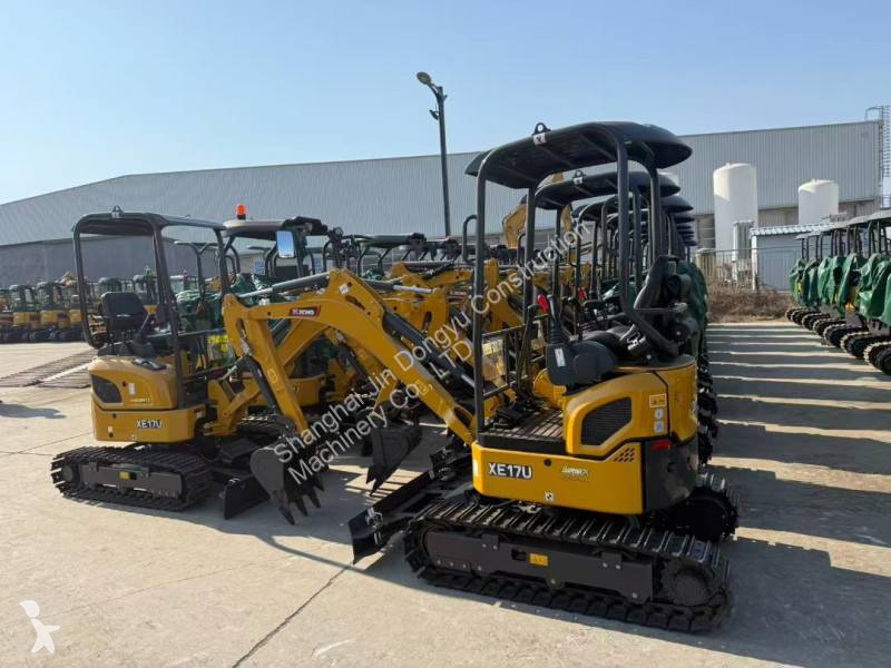 جرافة XCMG XE17U