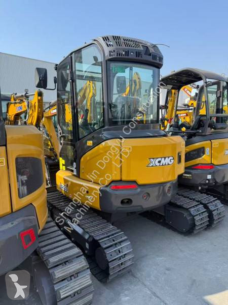 جرافة XCMG XE35U