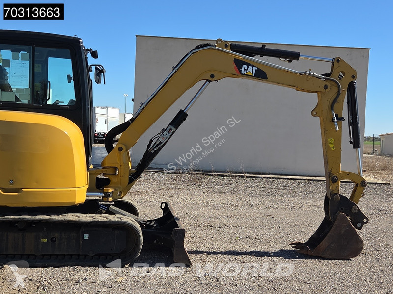 Rýpadlo Caterpillar E2 3 Cucharas