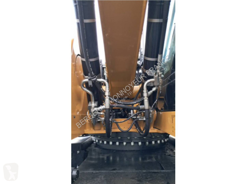 Graafmachine Caterpillar MH3024-1