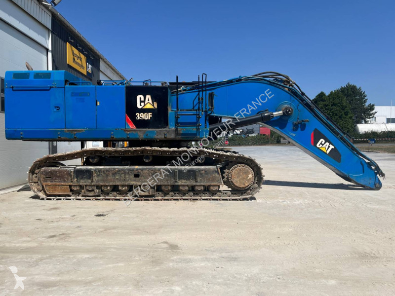 Rýpadlo Caterpillar 390F