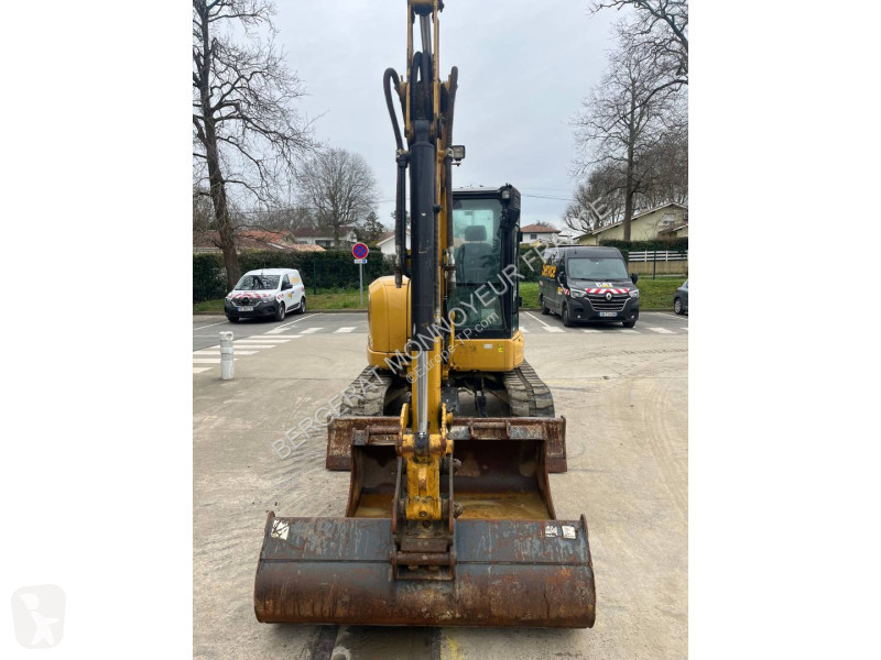 جرافة Caterpillar 305E2