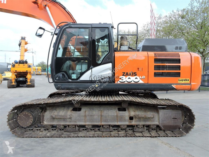 جرافة Hitachi 0